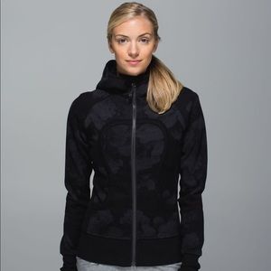 Rare LULULEMON Scuba II Hoodie black size 4